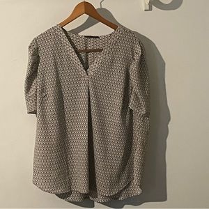 Women’s 2x blouse